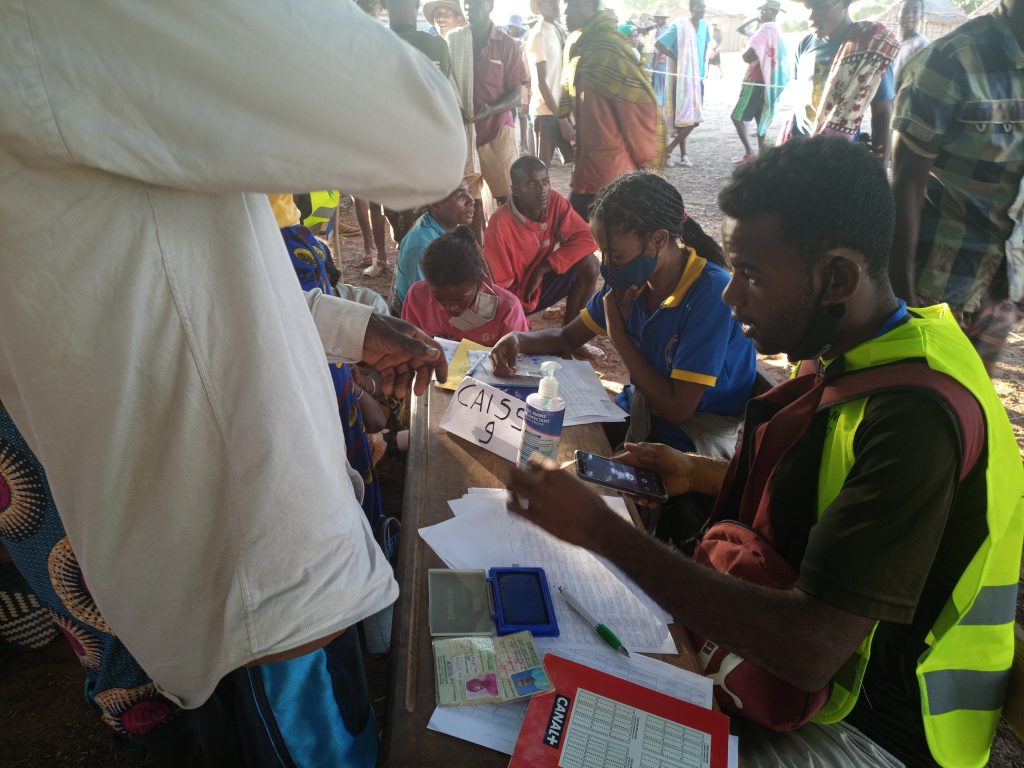 Distribution cash dans commune d'Amboropotsy 2022